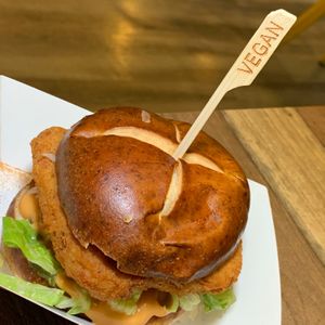 Crispy Burger: Crispy Vegan Chicken, Lettuce, Onion, Pickle, Ketchup, Veganaise at Loving Hut in Redlands