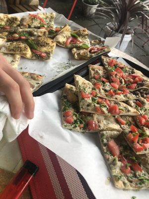 left za'atar right baba ghanoush  at Arabiano in Bremen