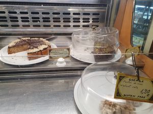 Cakes at Nujaila in Granada