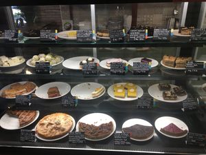 The deserts 😋😋😋 at Paradise Food in Podgorica