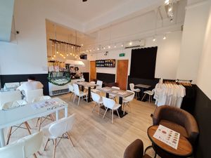 Interior ~ 11/1/22 at Mong Cha Cha Cafe 夢茶茶 in Central Singapore