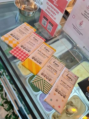 Dairy free Dark Dark Choco ~ 11/1/22 at Mong Cha Cha Cafe 夢茶茶 in Central Singapore