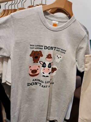 Comfy Tshirt  ~ 16/2/22 at Mong Cha Cha Cafe 夢茶茶 in Central Singapore