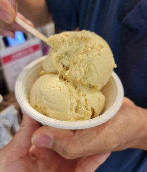 D24 and Mongo flavour ~ 1/3/22 at Mong Cha Cha Cafe 夢茶茶 in Central Singapore