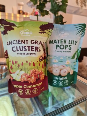 Snacks ~ 5/4/22 at Mong Cha Cha Cafe 夢茶茶 in Central Singapore