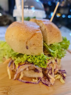 Chilli Mayo Krab Burger ~ 31/5/22 at Mong Cha Cha Cafe 夢茶茶 in Central Singapore