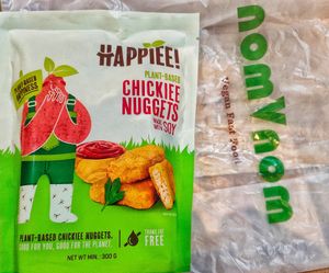 Free giveaway till 31-7-2022 while stocks last, T&C apply at Mong Cha Cha Cafe 夢茶茶 in Central Singapore