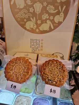 Grab it fast ~ 9/8/22 at Mong Cha Cha Cafe 夢茶茶 in Central Singapore