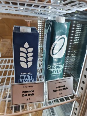 NOOMOO MYLK ~ 5/10/22 at Mong Cha Cha Cafe 夢茶茶 in Central Singapore