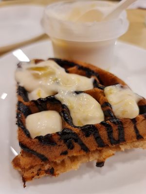Waffle with Yogurt ~ 5/10/22 at Mong Cha Cha Cafe 夢茶茶 in Central Singapore