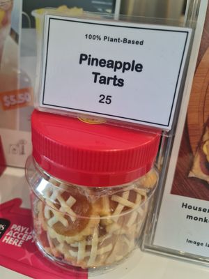 Pineapple Tarts 🍍 🍍 🍍 ~ 17/1/23 at Mong Cha Cha Cafe 夢茶茶 in Central Singapore