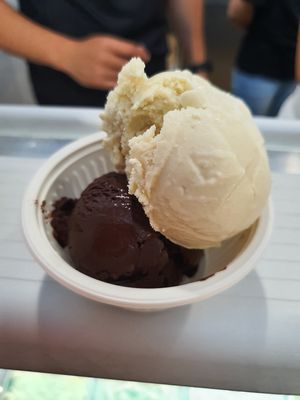 MSW & Dark Chocolate at Mong Cha Cha Cafe 夢茶茶 in Central Singapore