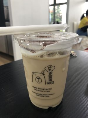 mugi rice cream latte $6.90 👍🏻👍🏻👍🏻 at Mong Cha Cha Cafe 夢茶茶 in Central Singapore