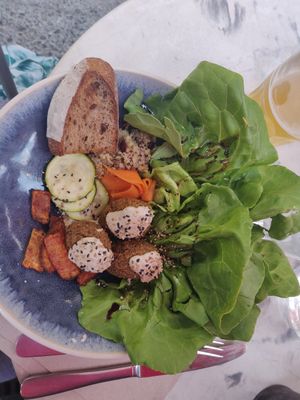 Main course, falafel salad at Sesame in Chamonix-mont-blanc