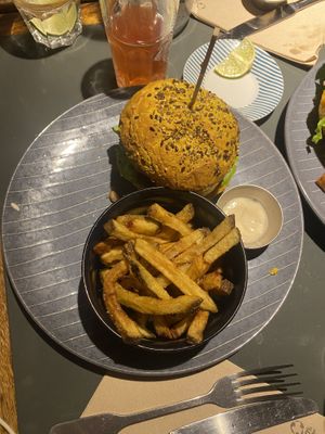 Vegan burger with fries   at Sesame in Chamonix-mont-blanc