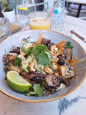 טעים ומיוחד at Sesame in Chamonix-mont-blanc