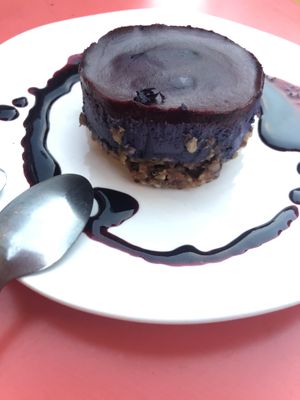 This blueberry cheesecake was delicious  at Sesame in Chamonix-mont-blanc