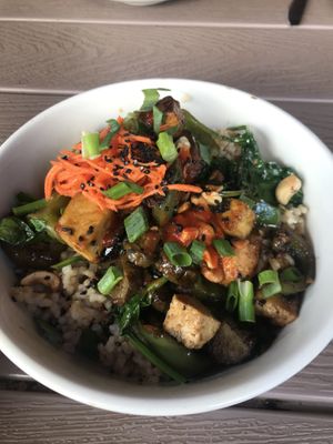 Yogi bowl at The Beet Box Cafe in Haleiwa