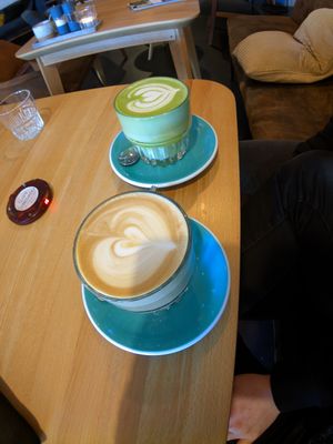 Matcha und Vanille Latte at Café Concordia in Bremen