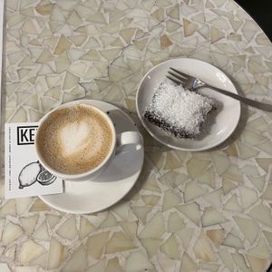 Cappuccino and tart  at KEEK in Utrecht