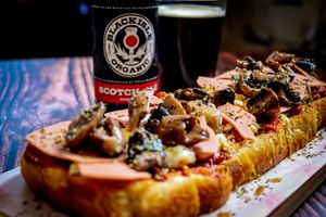 Pizzotta at The Wooer in Falkirk