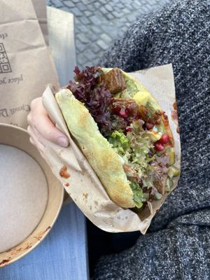 Vegan, 38 lei  at Efendi Doner in Bucharest