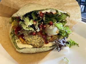 Green Vegan Döner Falafel, 37 lei  at Efendi Doner in Bucharest