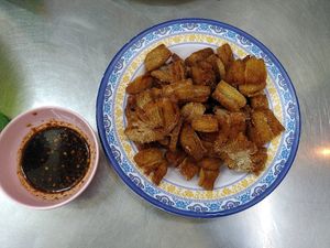 Fried pork at Jay Oh Vegetarian in Bangkok