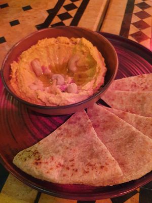 Tahini hummus at Casa Qurtubah in Cordoba