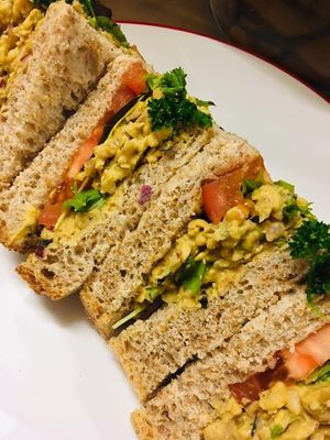 Zero tuna sandwich at Verde's in Chester