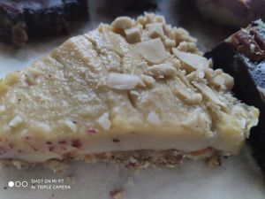 Marsepein taart 😋 at Plantbeest - TARTElies in Antwerpen