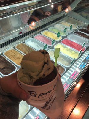 Helado at Alamesa Emporio in Renaca