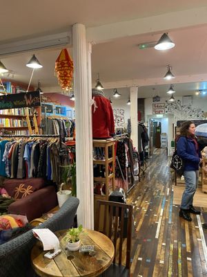 Reuse at Zero Waste Hub in Edinburgh