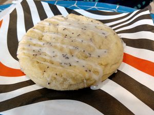 Lemon poppyseed cookie at Beatnic - Lexington Ave in New York City
