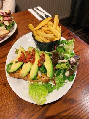 Red pepper houmous open sandwich and chips at West Port Hotel in Linlithgow