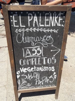 Cartel en las afueras del local. at El Palenke Sandwicheria in Santiago