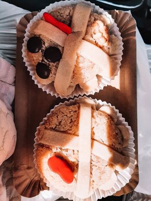 Lärchen (Original & Schoko/Walnuss) at Brotgefuehle in Leipzig