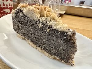 poppy seed cake  at Brotgefuehle in Leipzig