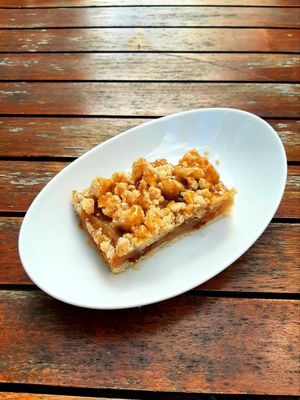 Apfel-Streuselkuchen at Brotgefuehle in Leipzig