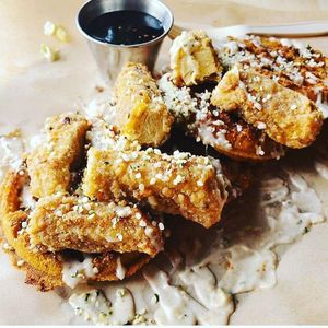 Chikn and waffles at Lifestyle Cafe in Columbus