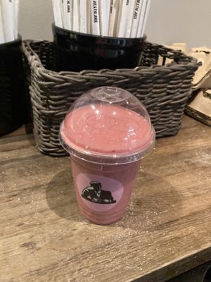 Smoothiee  at MSP - Joe & The Juice - T1 in St Paul