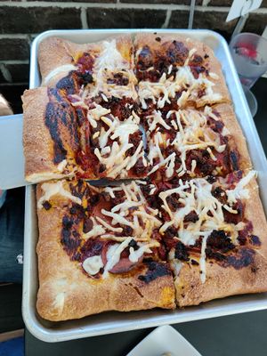 Faux sho pizza at 4th & State in Columbus