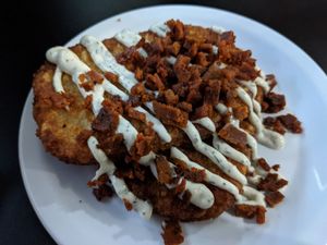 Hash browns loaded with bacon and ranch at 4th & State in Columbus