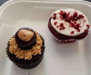 Buckeye & red velvet cupcakes at 4th & State in Columbus