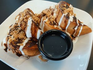 s’mores french toast at 4th & State in Columbus