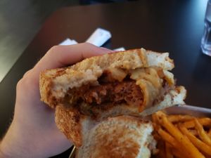 Big island melt - post bite at 4th & State in Columbus