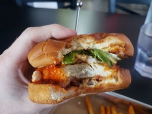 Buffalo Chick'n at 4th & State in Columbus