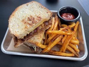 Lunch Sandwich   at 4th & State in Columbus