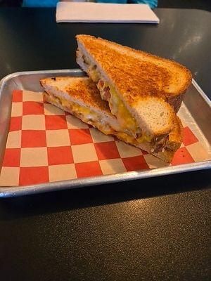 Tomato bacon grilled cheese at 4th & State in Columbus