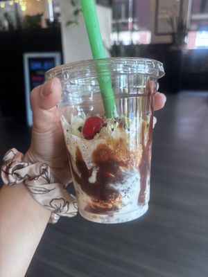 Thin mint milkshake (half, they will separate one order into two cups upon request!)  at 4th & State in Columbus